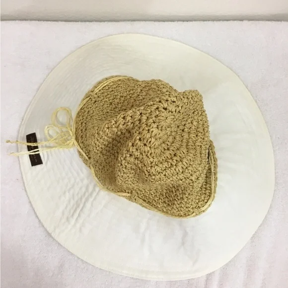 Disney Resorts Aulani Hawaii Tan Rattan Off White Beach Hat One Size Disney Resorts Aulani Hawaii Tan Rattan Off White Bucket  main image 3